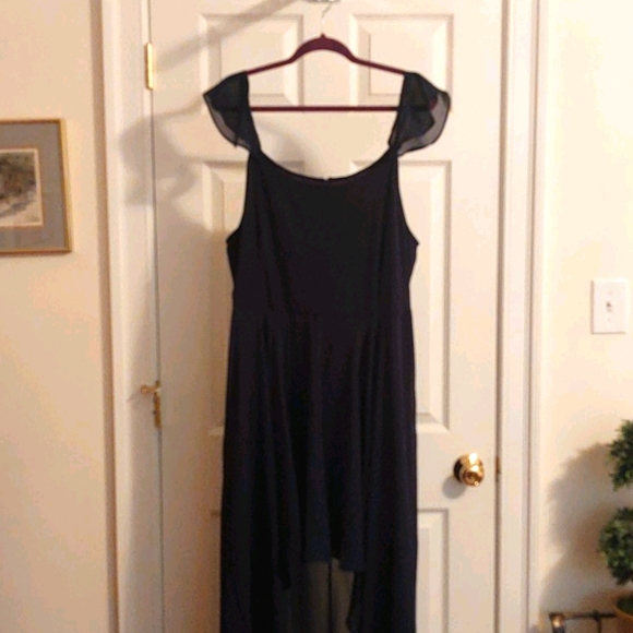 Boohoo Dresses & Skirts - *CLEARANCE* EUC Boohoo Navy Dress Size 14